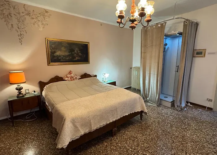 Lions Venice Guest house